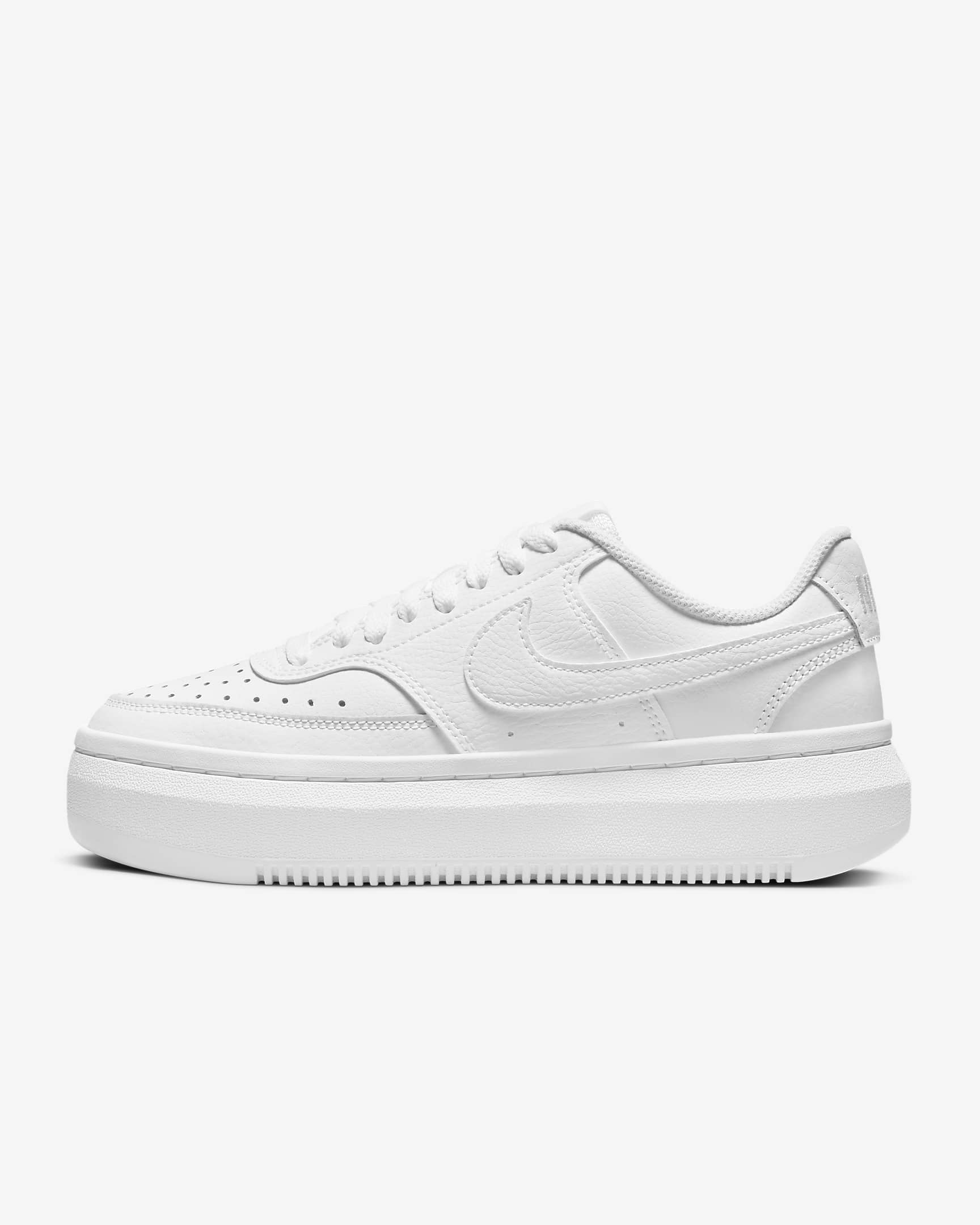 Nike Court Vision Alta Schuh (Damen) – Weiß/Weiß/Weiß