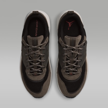 Jordan Trunner O/S Schuhe (Herren) – Palomino/Schwarz/Phantom/University Red