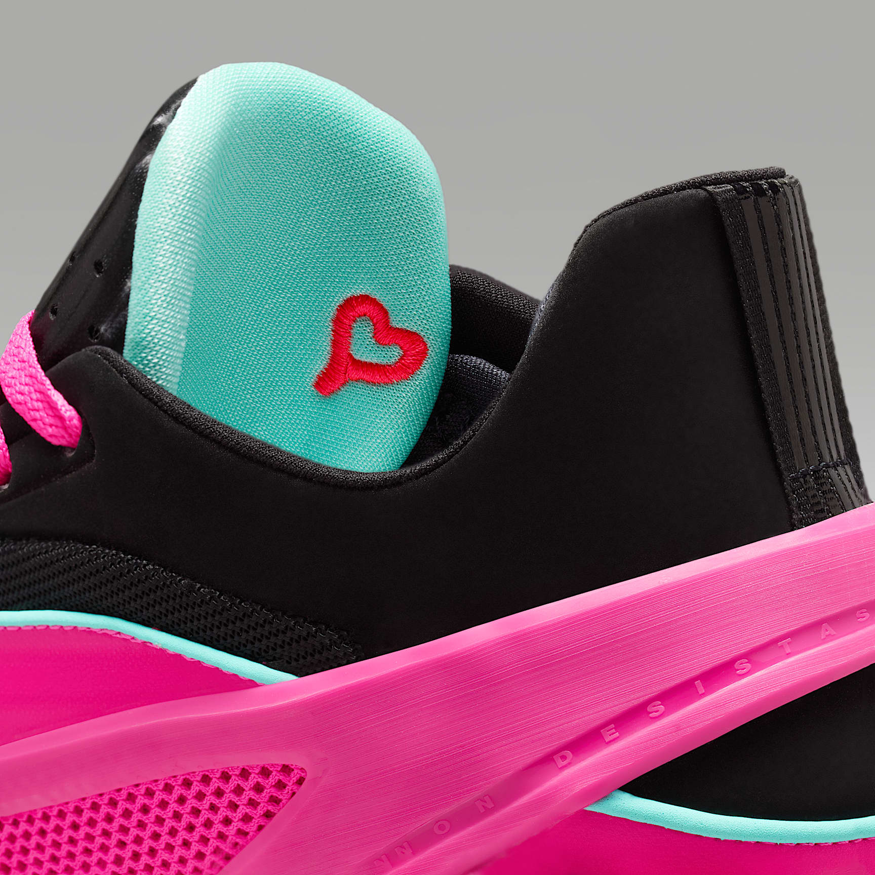 Luka 5 Basketballschuh – Laser Fuchsia/Schwarz/Bleached Turquoise/Fiberglass