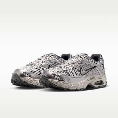 Nike Air Max Moto 2K Schuh (Herren) – Vast Grey/College Grey/Iron Grey/Vast Grey