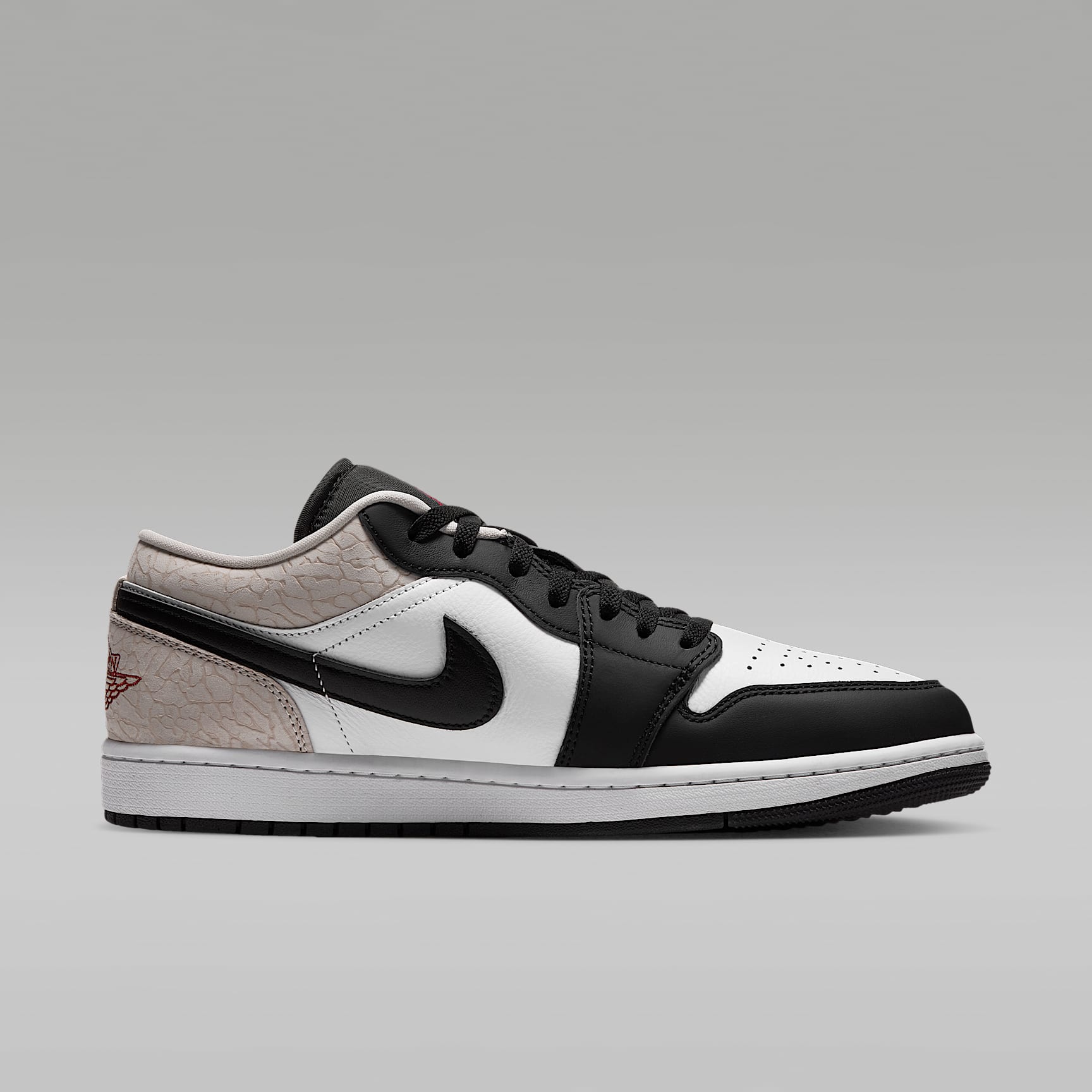 Air Jordan 1 Low SE Herrenschuh – Schwarz/Weiß/Light Orewood Brown/Team Red