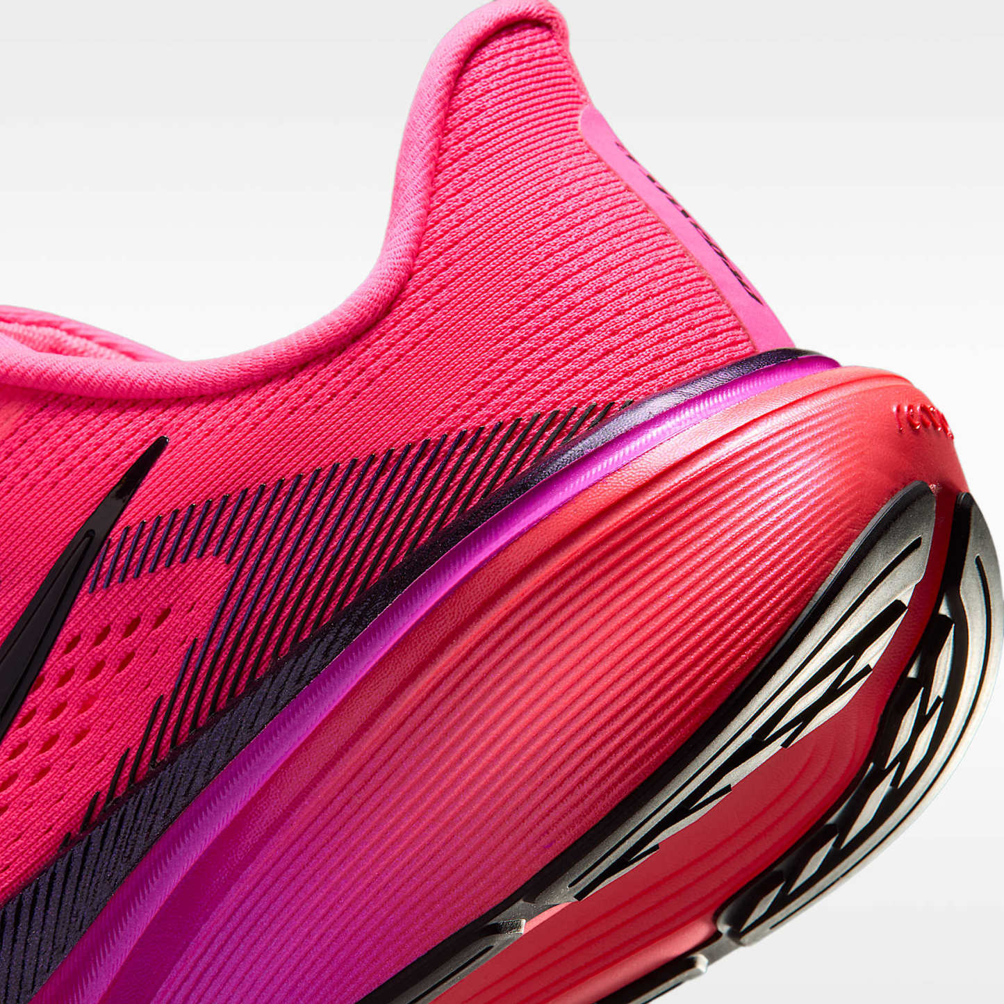 Nike Pegasus 42 Straßenlaufschuh (Damen) – Hyper Pink/Laser Crimson/Fuchsia Blast/Schwarz