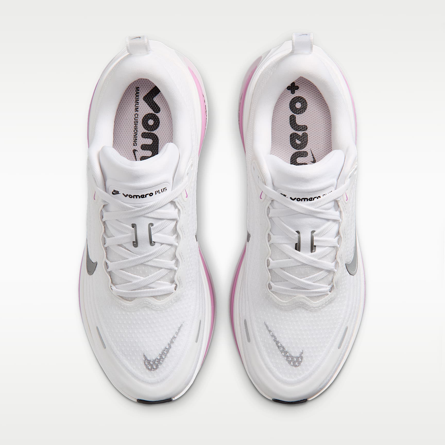Nike Vomero Plus Straßenlaufschuh (Damen) – Weiß/Bleached Lilac/Summit White/Metallic Silver