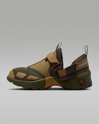 Jordan Trunner LX Schuh (Damen) – Brown Kelp/Cargo Khaki/Velvet Brown/Wild Mango