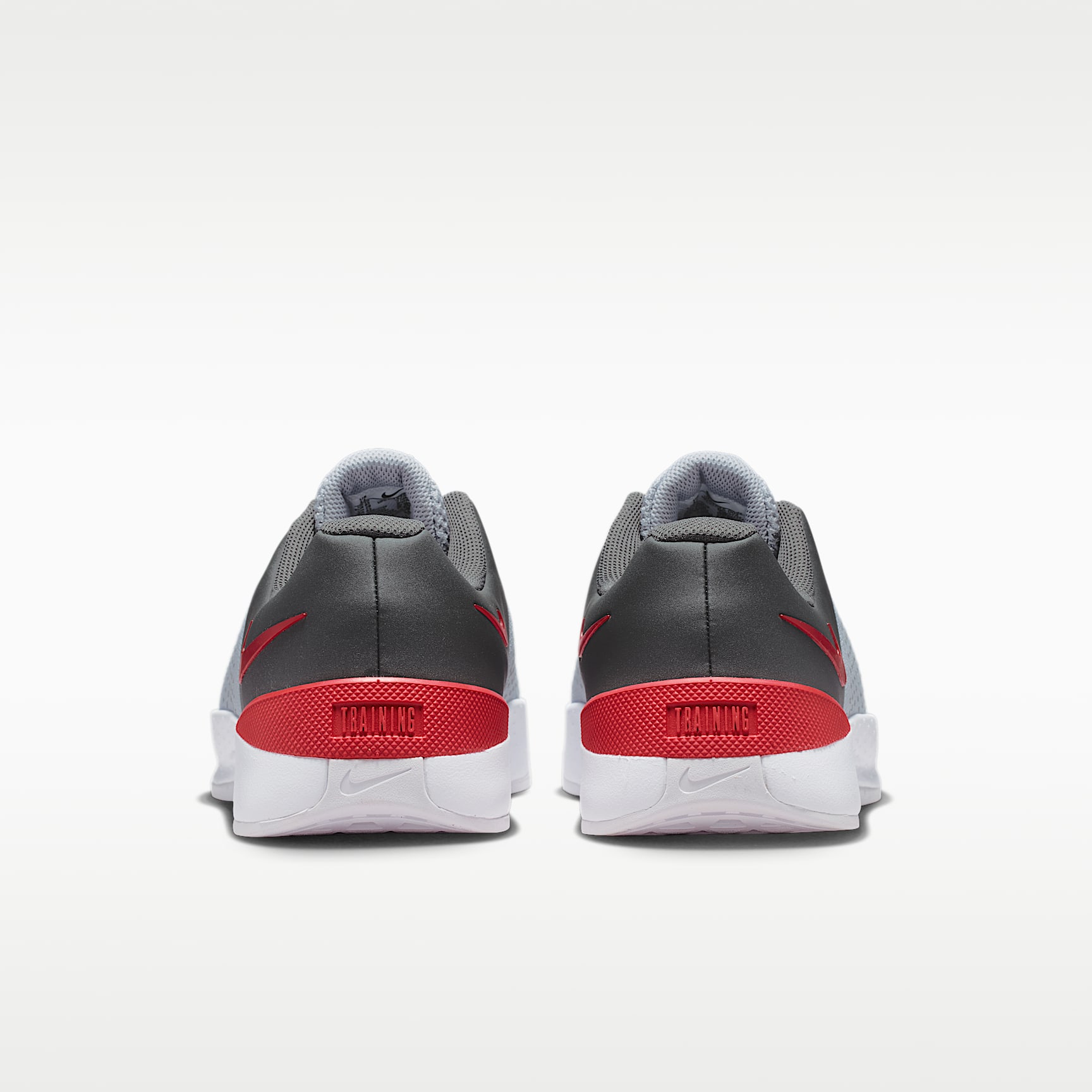 Nike MC Trainer 4 Trainingsschuh (Herren) – Wolf Grey/Iron Grey/Weiß/University Red