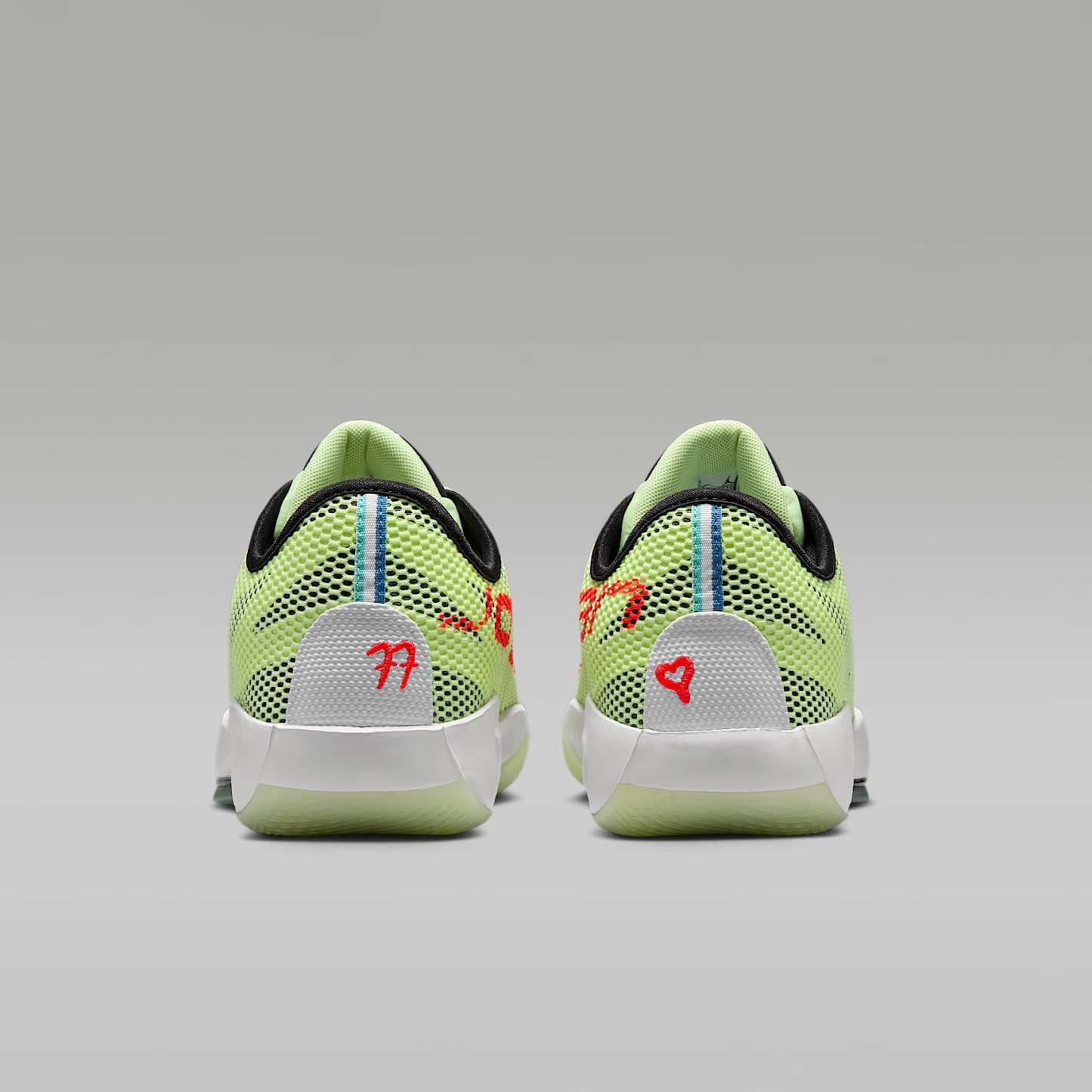 Luka 77 Basketballschuh – Barely Volt/Schwarz/Weiß/Infrared 23