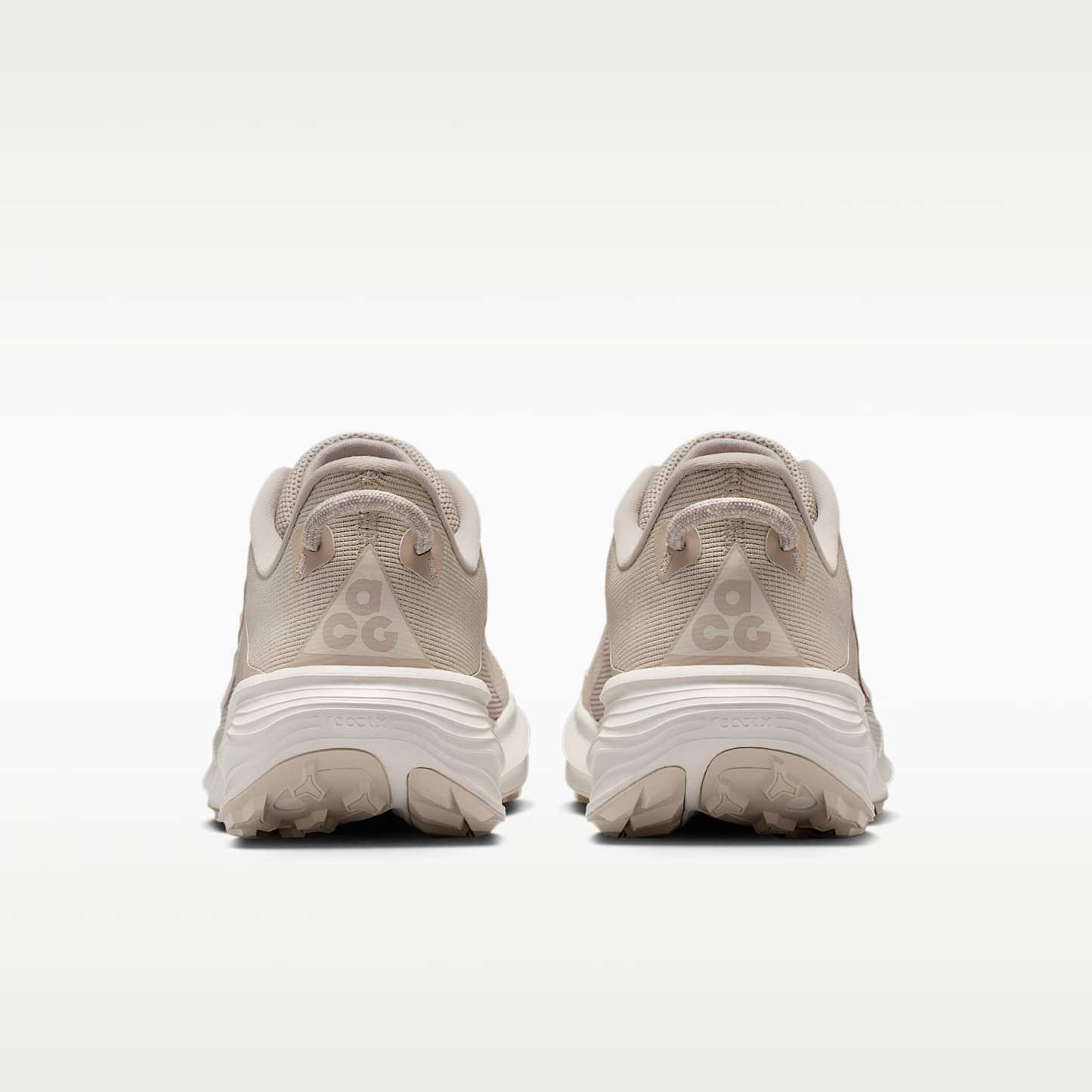 Nike ACG Pegasus Trail Traillaufschuh (Herren) – Cream II/Light Orewood Brown/Safety Orange/Cream II