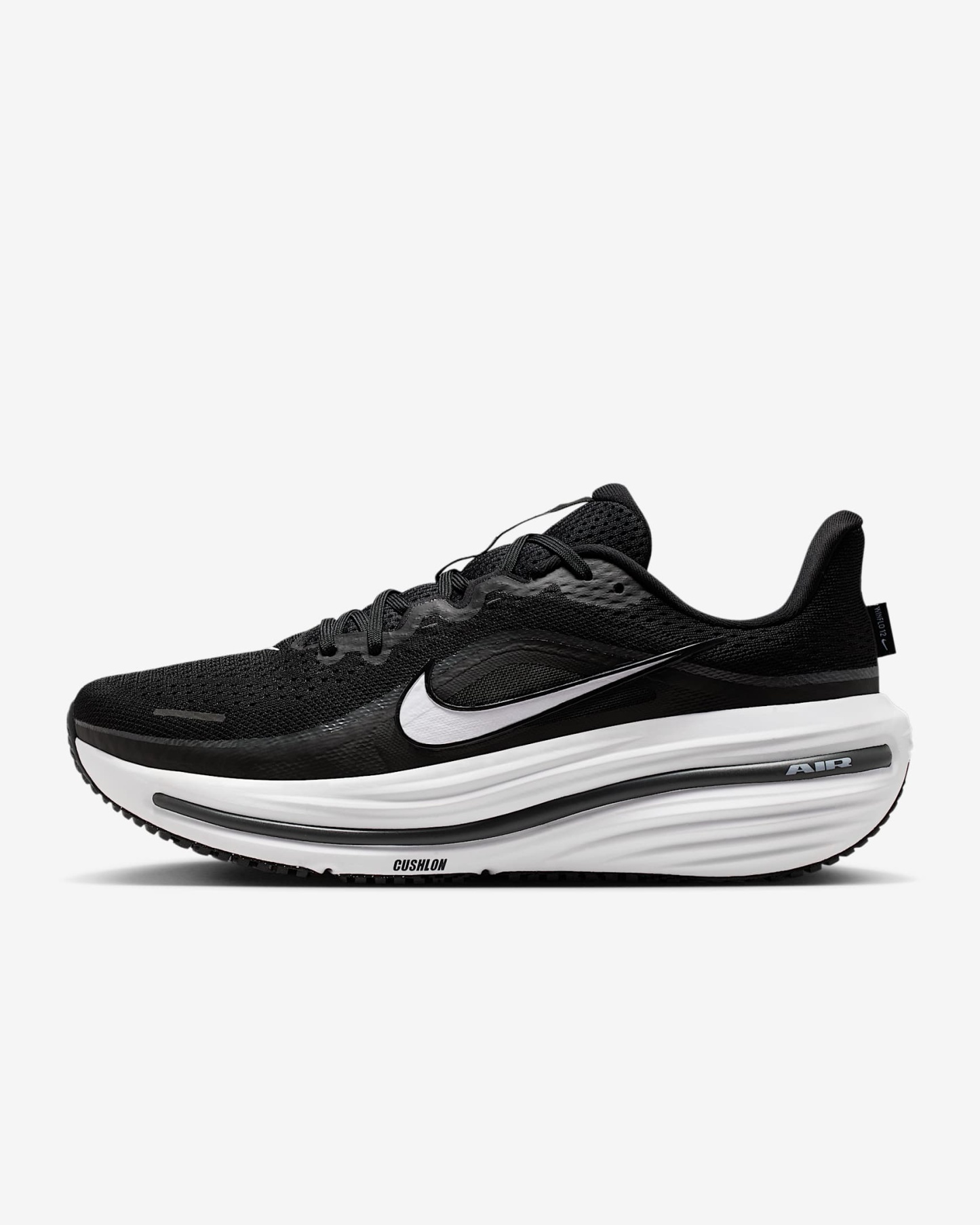 Nike Winflo 12 Straßenlaufschuh (Herren) – Schwarz/Dark Smoke Grey/Weiß