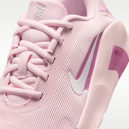 Nike Flex Train Workout-Schuh (Damen) – Pink Foam/Pearl Pink/Peony/Weiß