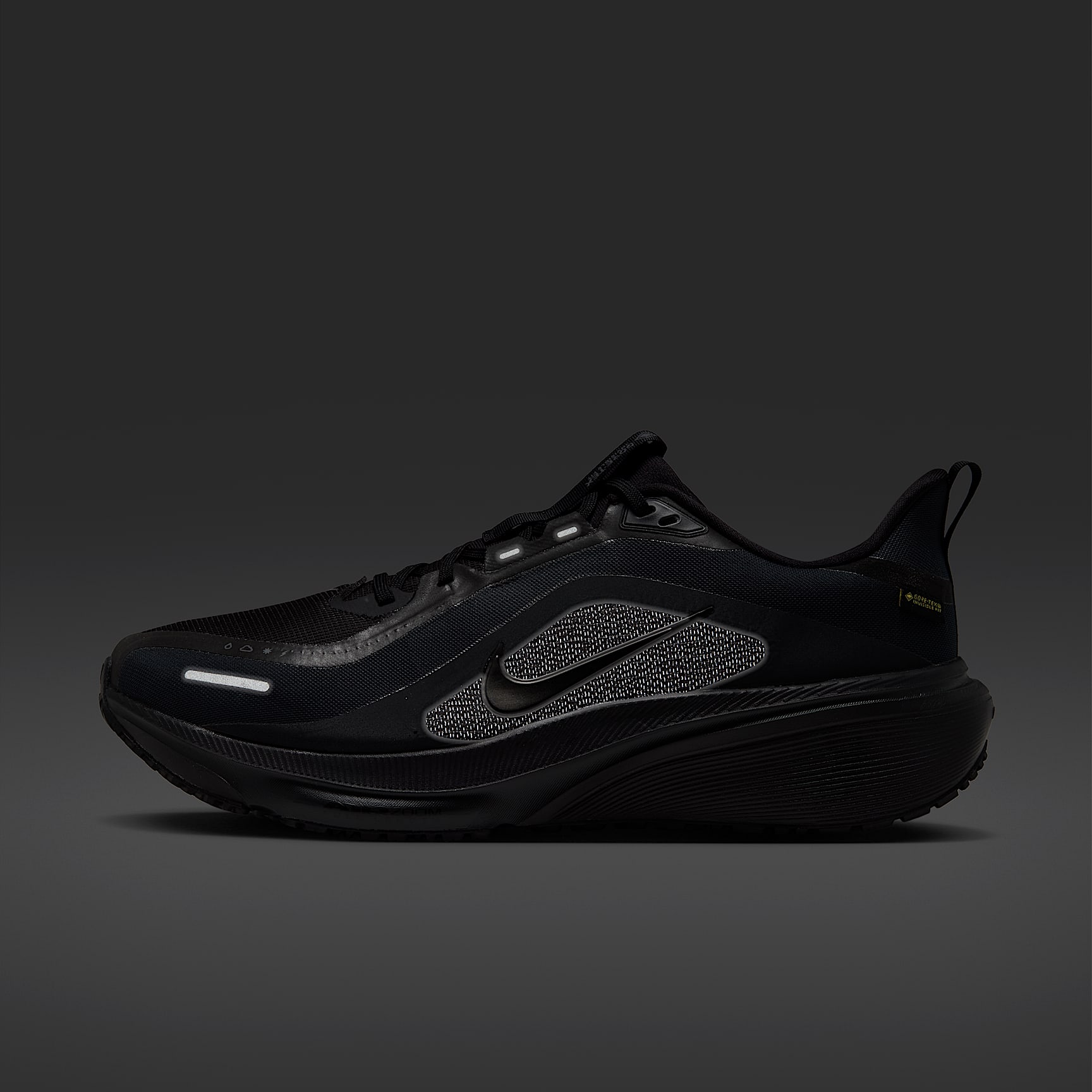Nike Pegasus 42 GORE-TEX wasserdichter Straßenlaufschuh (Herren) – Schwarz/Off Noir/Dark Grey/Schwarz