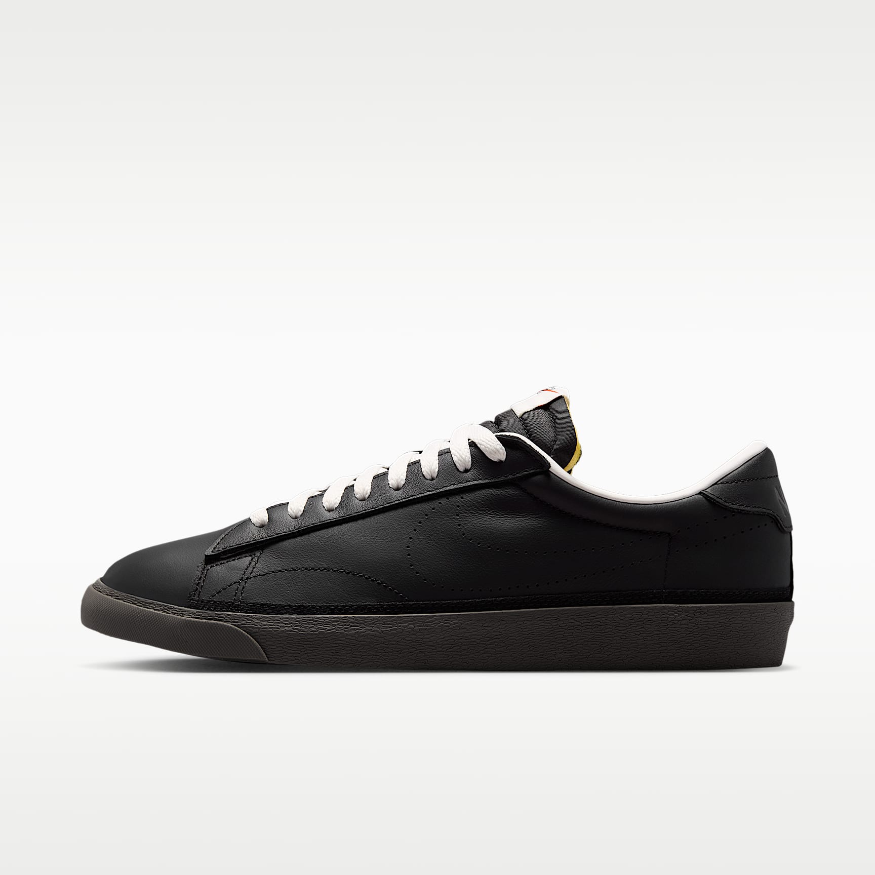 Nike Tennis Classic Schuh (Herren) – Schwarz/Cave Stone/Sail/Schwarz