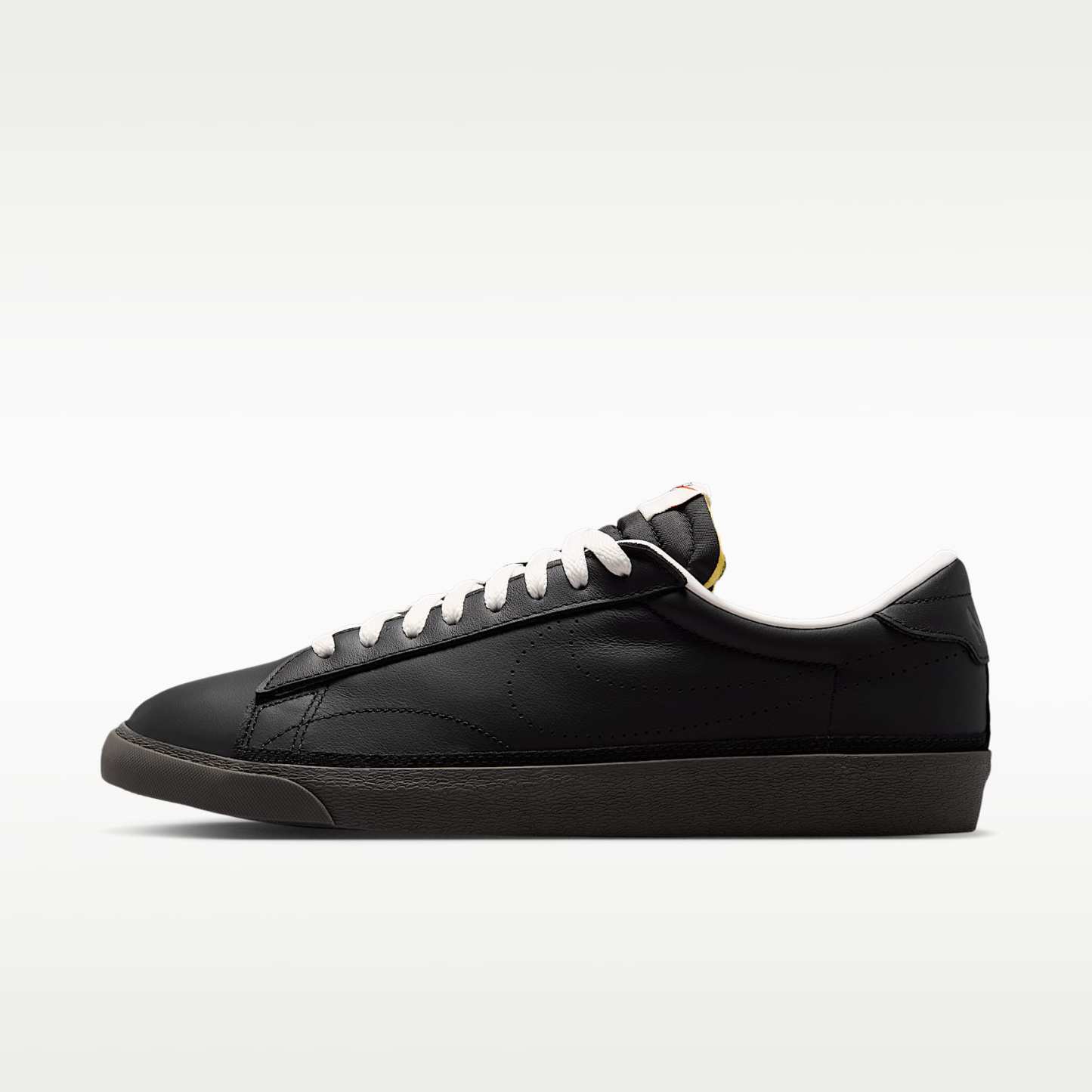 Nike Tennis Classic Schuh (Herren) – Schwarz/Cave Stone/Sail/Schwarz