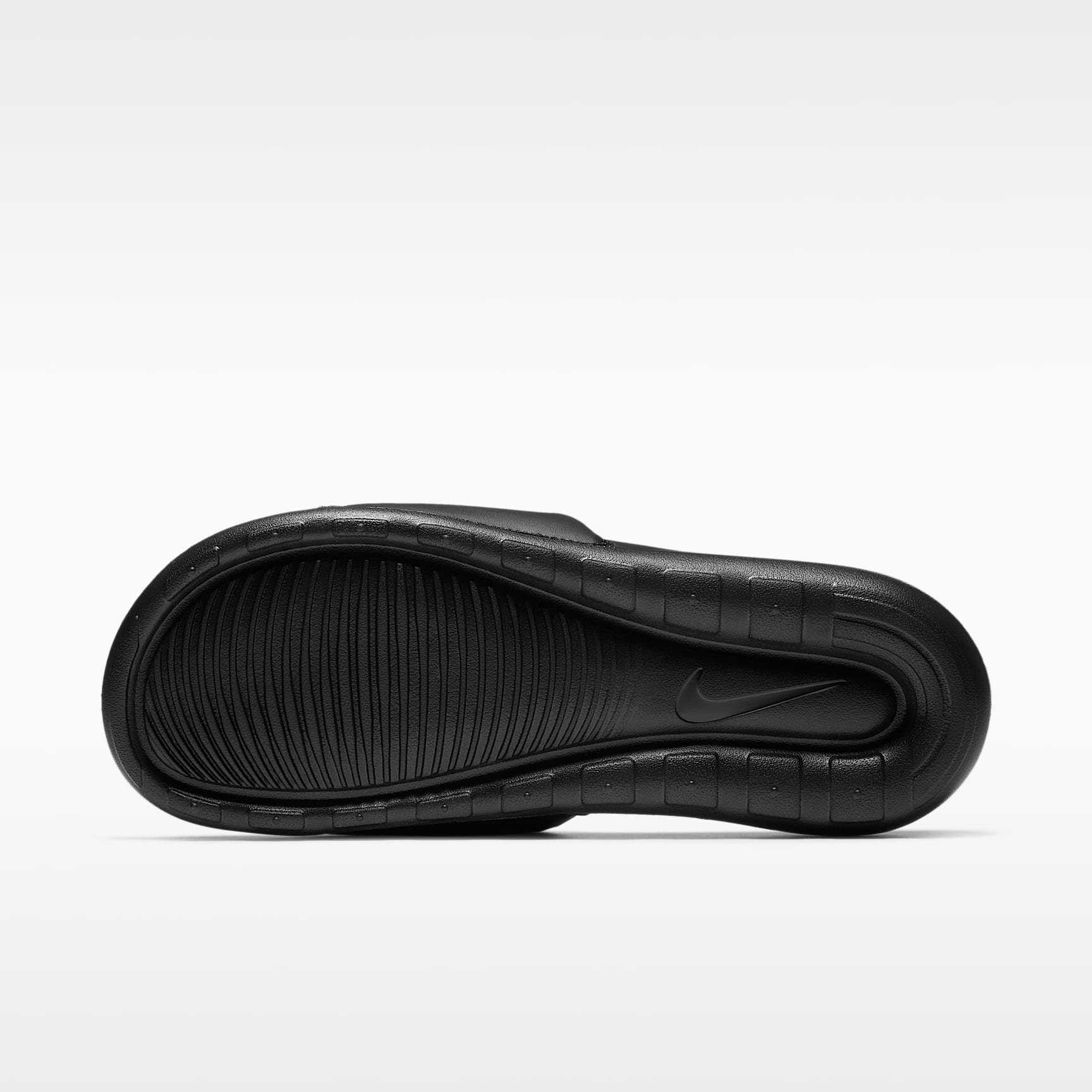 Nike Victori One Slides (Herren) – Schwarz/Schwarz/Weiß