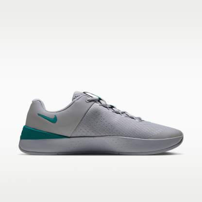 Nike MC Trainer 4 Trainingsschuh (Herren) – Grey Fog/Light Smoke Grey/Energy