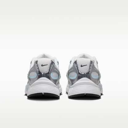 Nike V5 RNR Schuh mit reflektierenden Akzenten (Damen) – Grey Fog/Off White/Glacier Blue/Anthracite