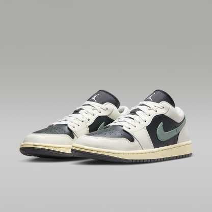 Air Jordan 1 Low Damenschuh – Anthracite/Sail/Legend Sand/Jade Smoke