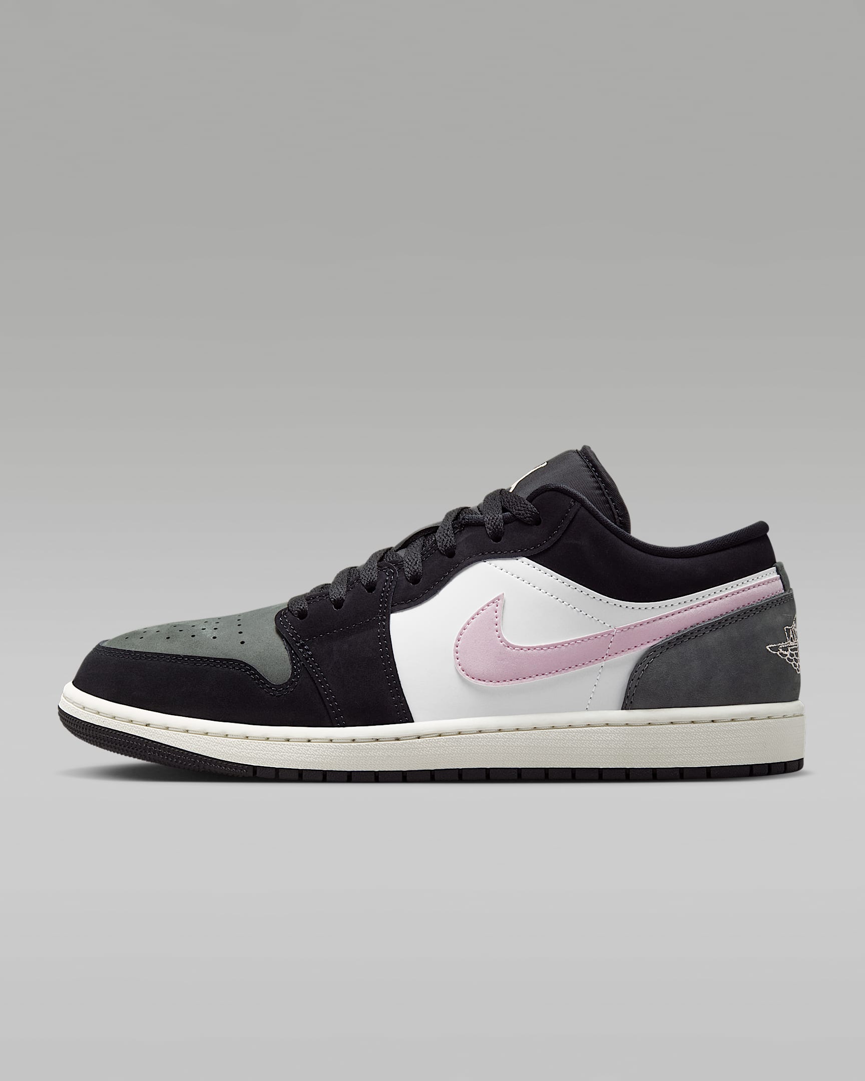 Air Jordan 1 Low SE Herrenschuh – Schwarz/Iron Grey/Weiß/Iced Carmine