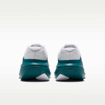 Nike Downshifter 14 Straßenlaufschuh (Herren) – Weiß/Bright Spruce/Schwarz/Metallic Silver