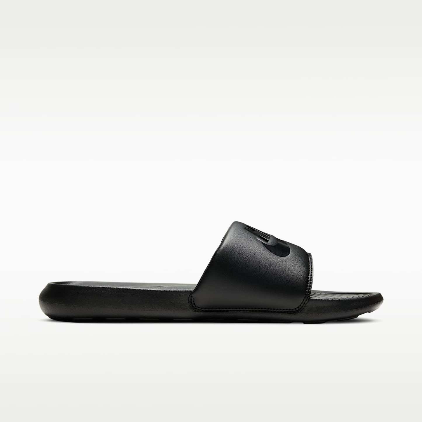 Nike Victori One Slides (Herren) – Schwarz/Schwarz/Schwarz