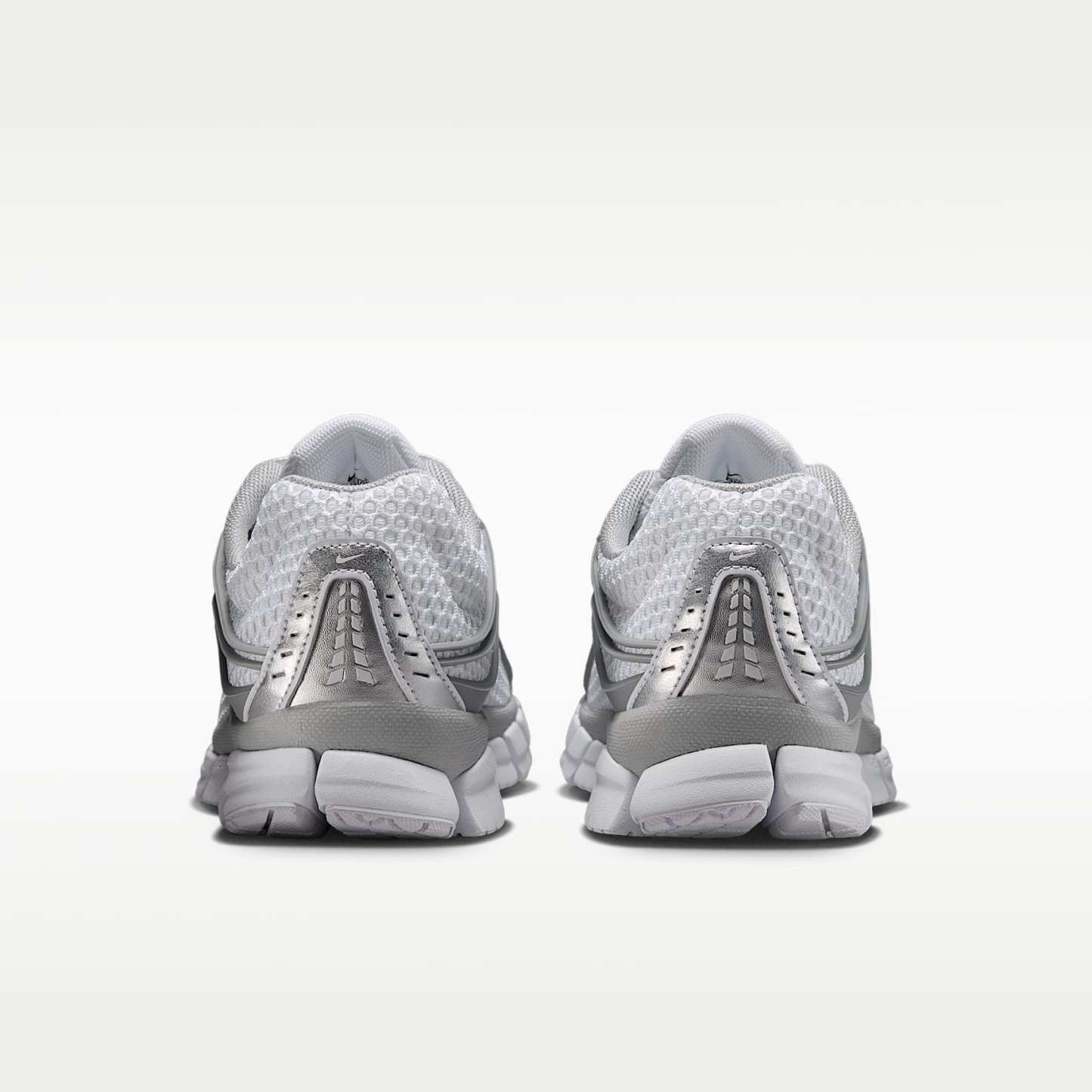 Nike Zoom Skylon 11 Damenschuh – Weiß/Grey Fog/Metallic Silver