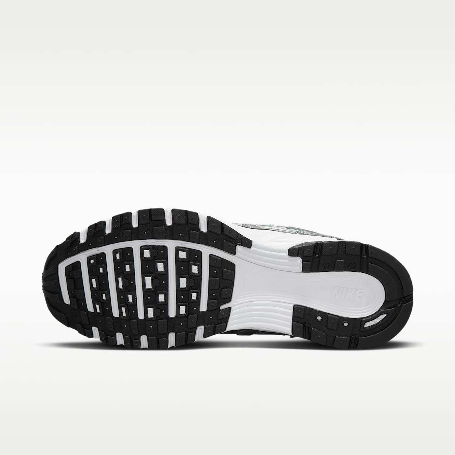Nike P-6000 Schuh – Weiß/Metallic Silver/Pure Platinum/Schwarz