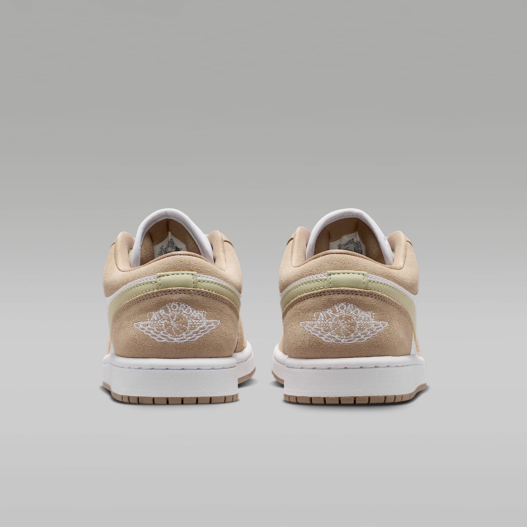 Air Jordan 1 Low Damenschuh – Khaki/Olive Aura/Sail/Weiß