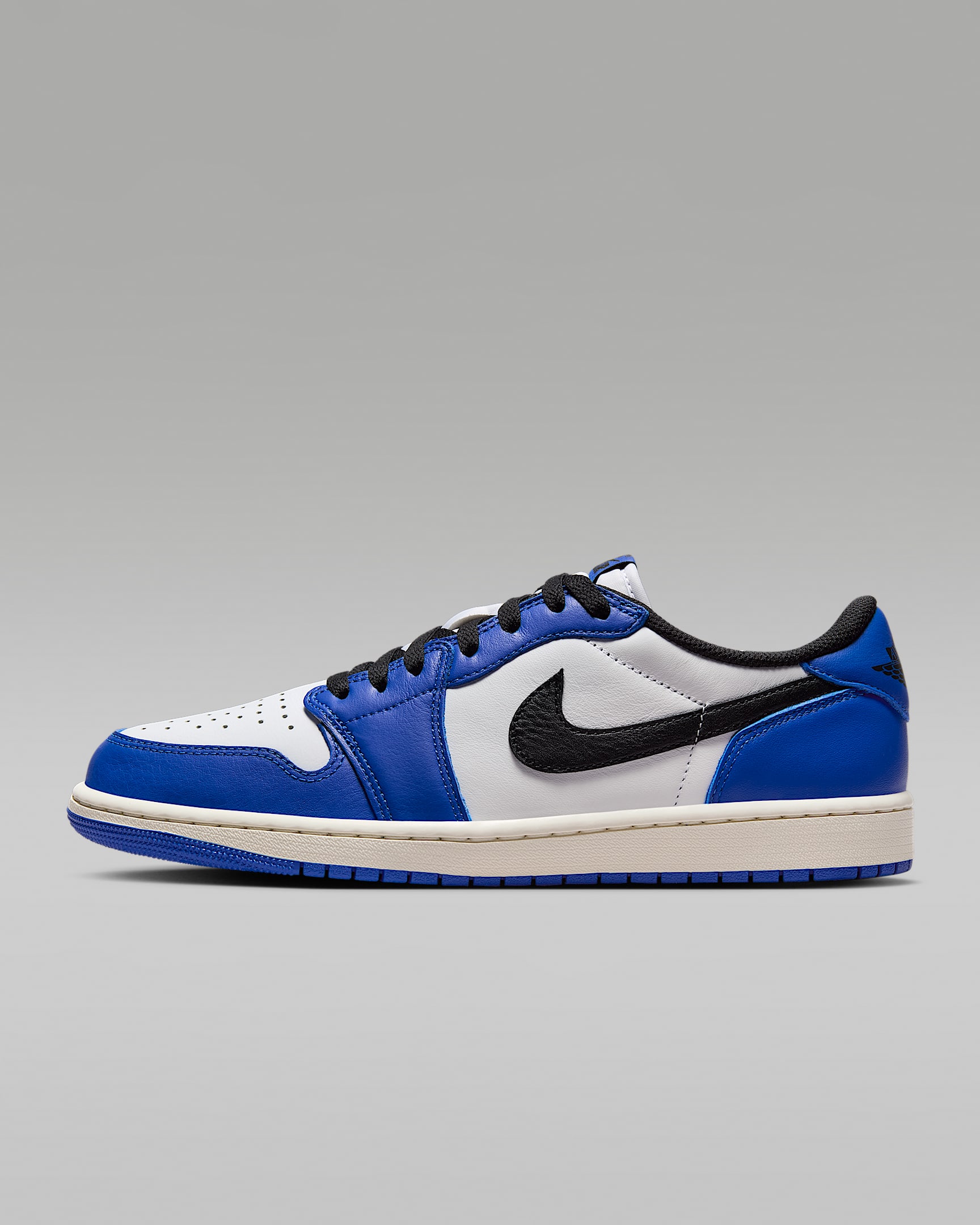Air Jordan 1 Low "Game Royal" Schuh (Herren) – Weiß/Game Royal/Sail/Schwarz