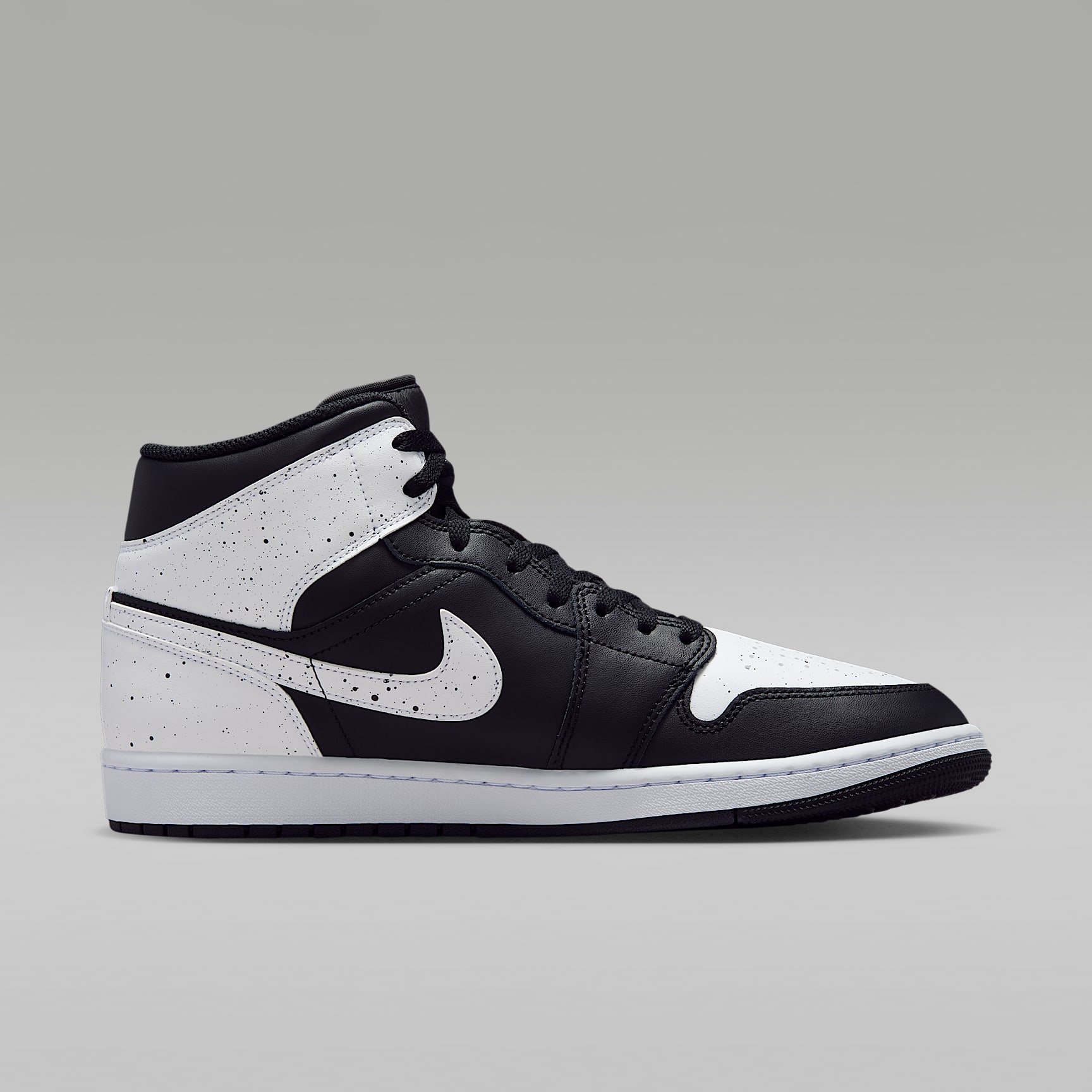 Air Jordan 1 Mid SE Schuh (Herren) – Schwarz/Schwarz/Weiß