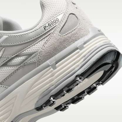 Nike P-6000 Schuh (Herren) – Light Bone/Pale Ivory/Schwarz/Sail