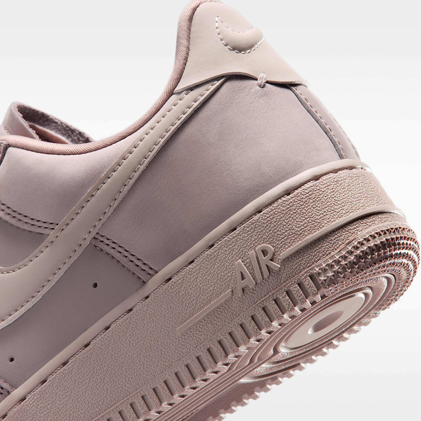 Nike Air Force 1 Retro Premium Damenschuhe – Pumice/Moon Particle