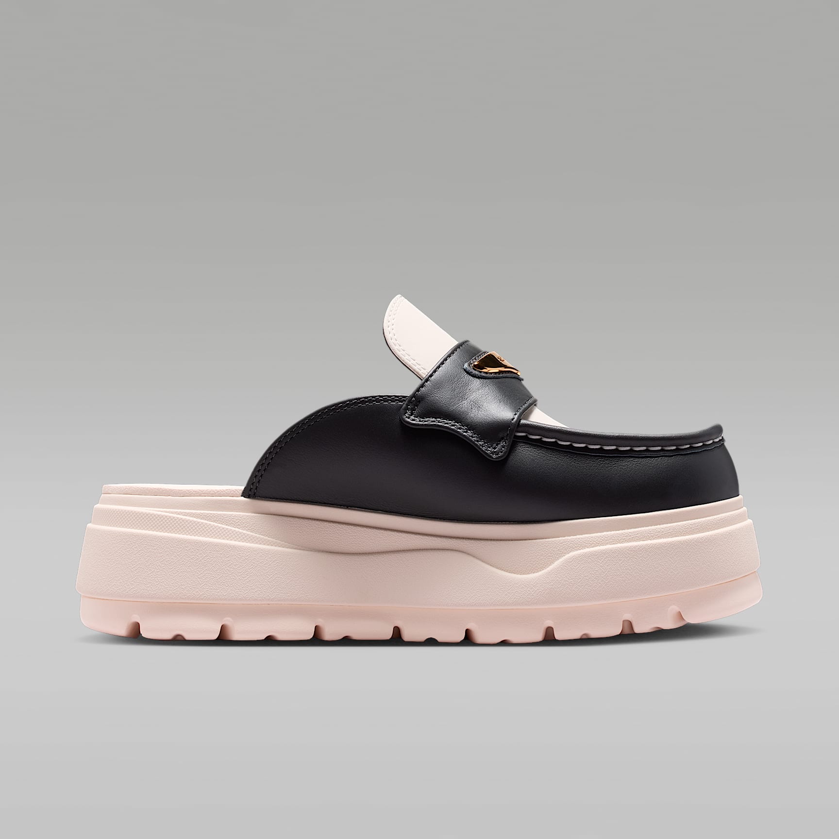 Air Jordan Mule SE Mules (Damen) – Off Noir/Chalk/Metallic Gold