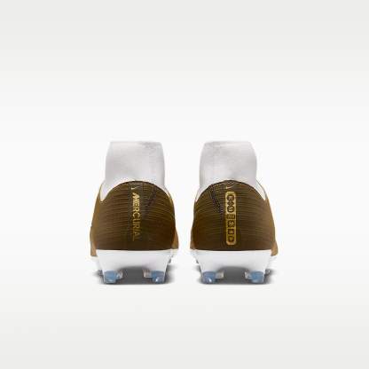 Nike Mercurial Superfly 11 Academy „Kylian Mbappé“ High-Top-Fußballschuh für verschiedene Böden – Metallic Gold/Green Glow