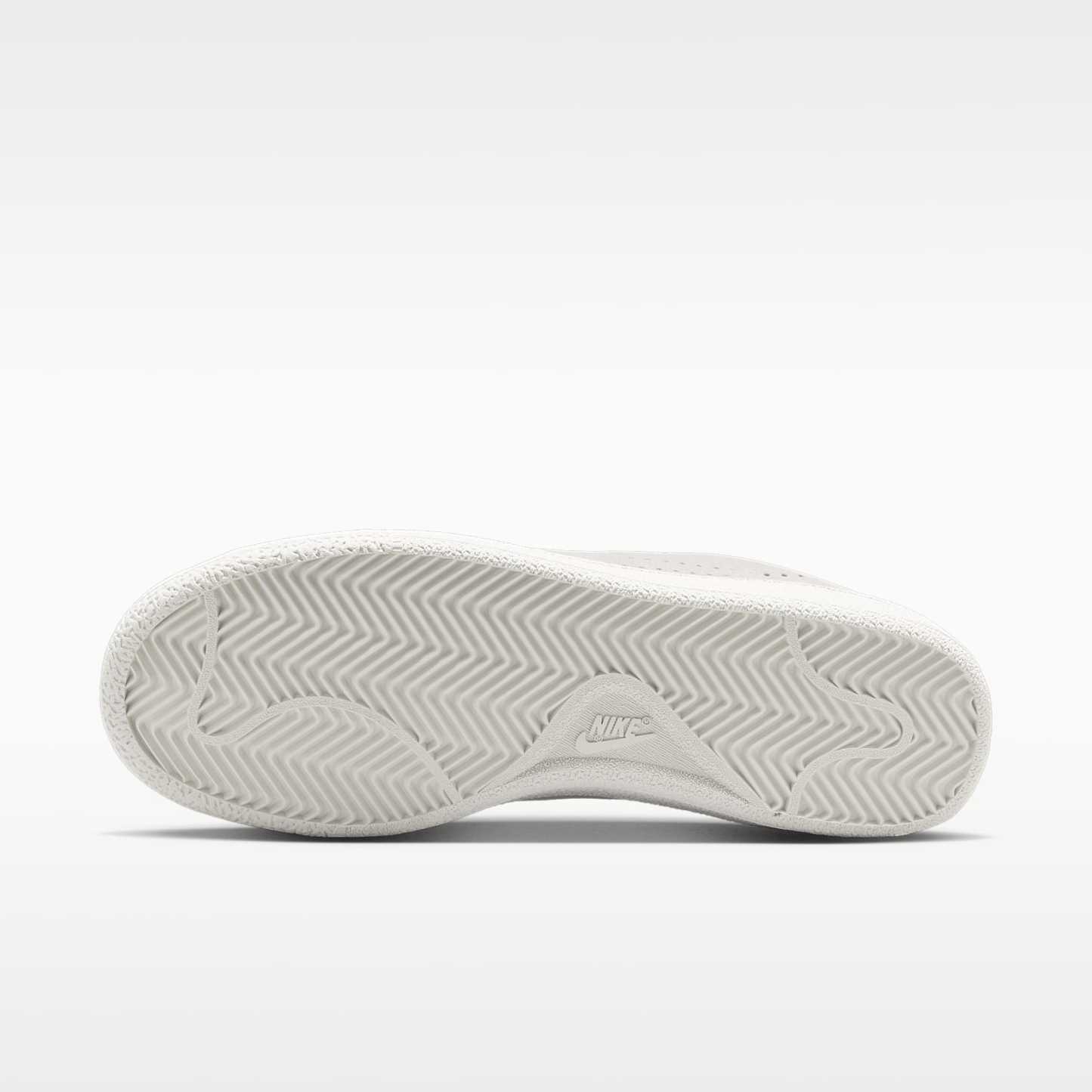 Nike Tennis Classic Damenschuh – Sail/Schwarz/Sail