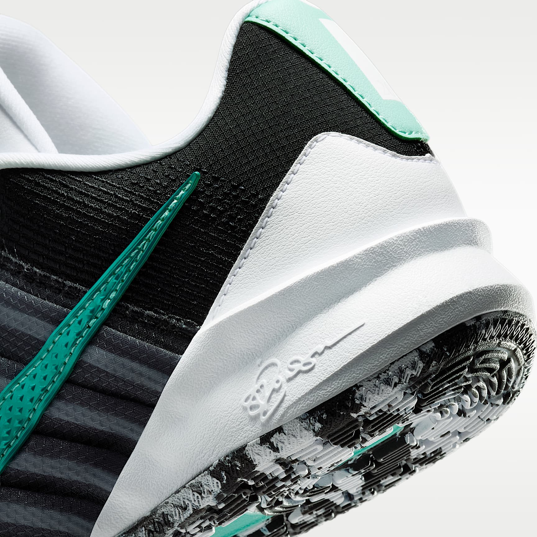 Sabrina 3 Basketballschuh – Mint/Weiß/Schwarz