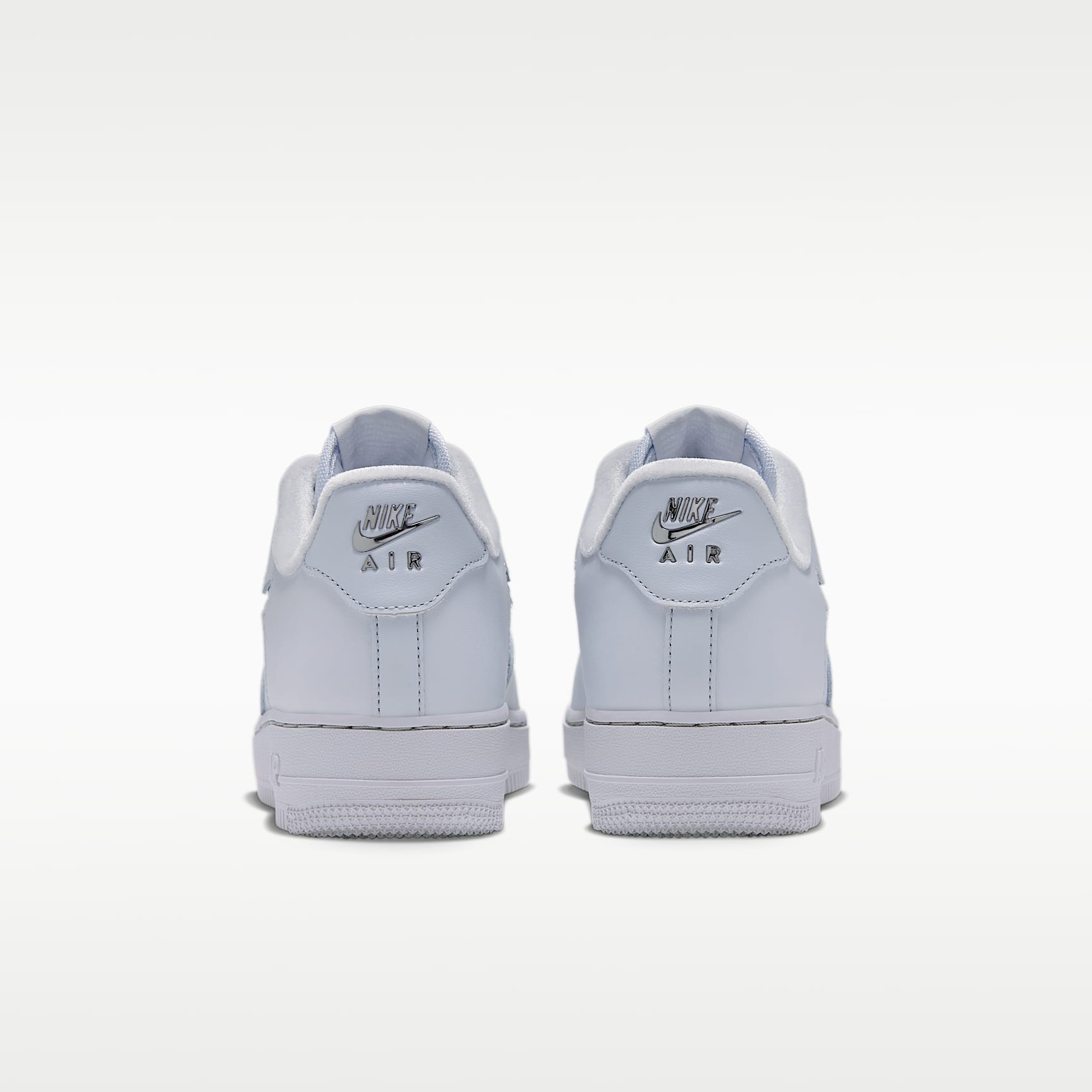 Nike Air Force 1 '07 Schuh (Damen) – Pure Platinum/Weiß/Metallic Silver