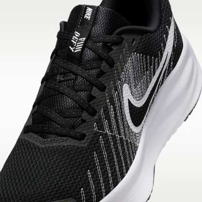 Nike Run Defy Straßenlaufschuh (Herren) – Schwarz/Weiß