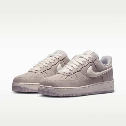 Nike Air Force 1 '07 LV8 Schuh (Herren) – Vast Grey/Sail