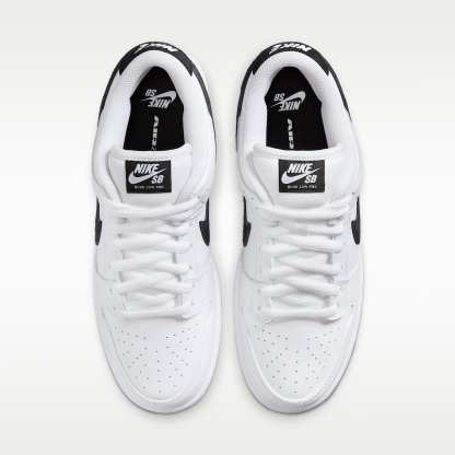 Nike SB Dunk Low Pro Skateboardschuh – Weiß/Weiß/Schwarz/Schwarz