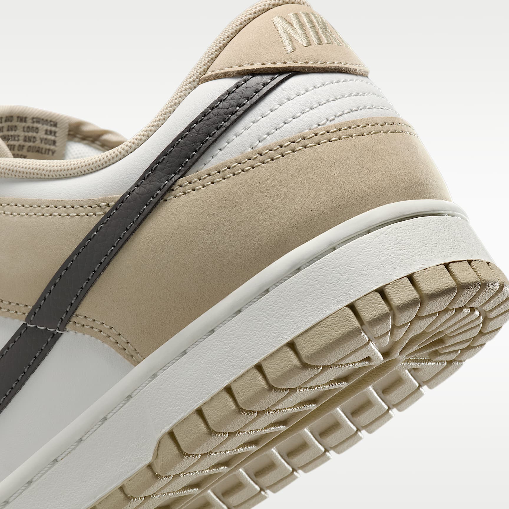Nike Dunk Low Schuh (Herren) – Desert Khaki/Summit White/Medium Ash