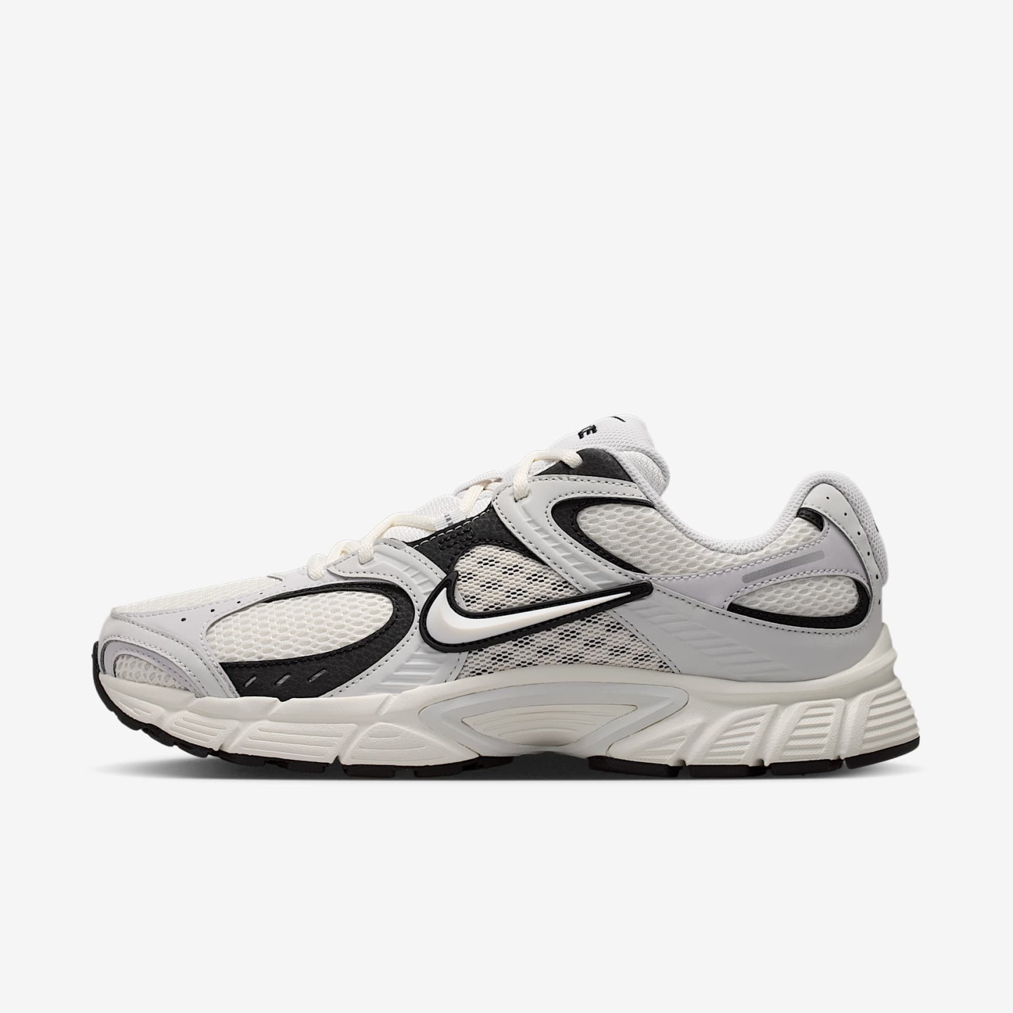 Nike V5 RNR Schuh (Herren) – Sail/Schwarz/Vast Grey/Sail