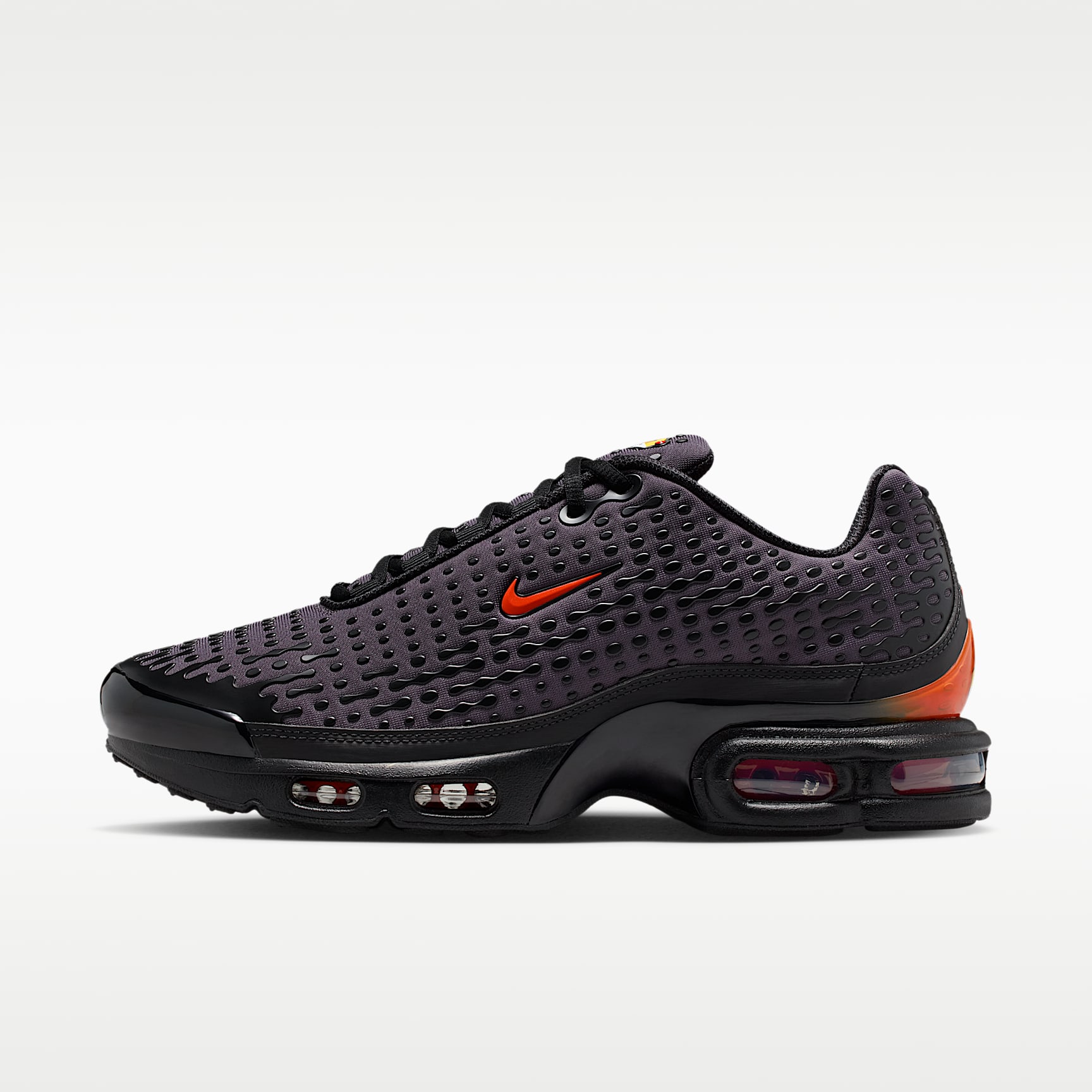 Nike Air Max Plus VII Schuh (Herren) – Schwarz/Medium Ash/Bright Crimson/Dark Copper