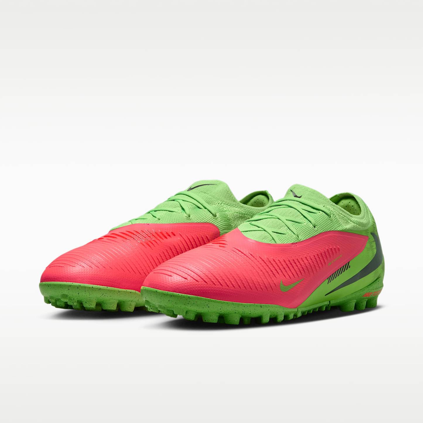 Nike Phantom 6 Low Pro "Erling Haaland" Fußballschuh für Turf – Hot Punch/Green Strike/Schwarz