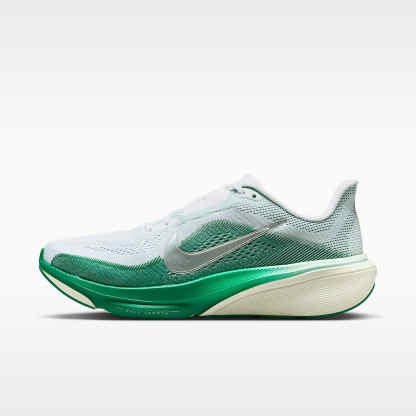 Nike Pegasus 42 Straßenlaufschuh (Damen) – Weiß/Malachite/Barely Green/Metallic Silver