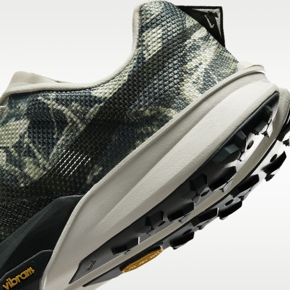 Nike Kiger 10 Traillaufschuh – Spruce Fog/Sea Glass/Black Spruce