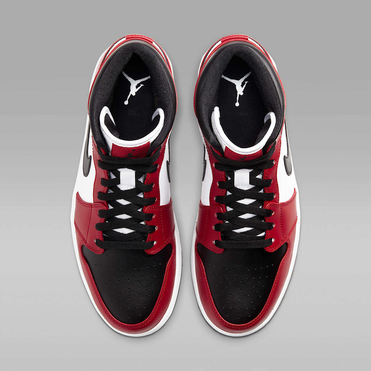 Air Jordan 1 Mid Schuh (Herren) – Schwarz/Gym Red/Schwarz