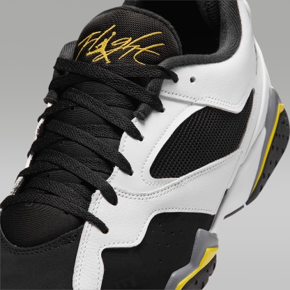 Air Jordan MVP 92 Schuh (Herren) – Weiß/Schwarz/Dark Blue Grey/Tour Yellow