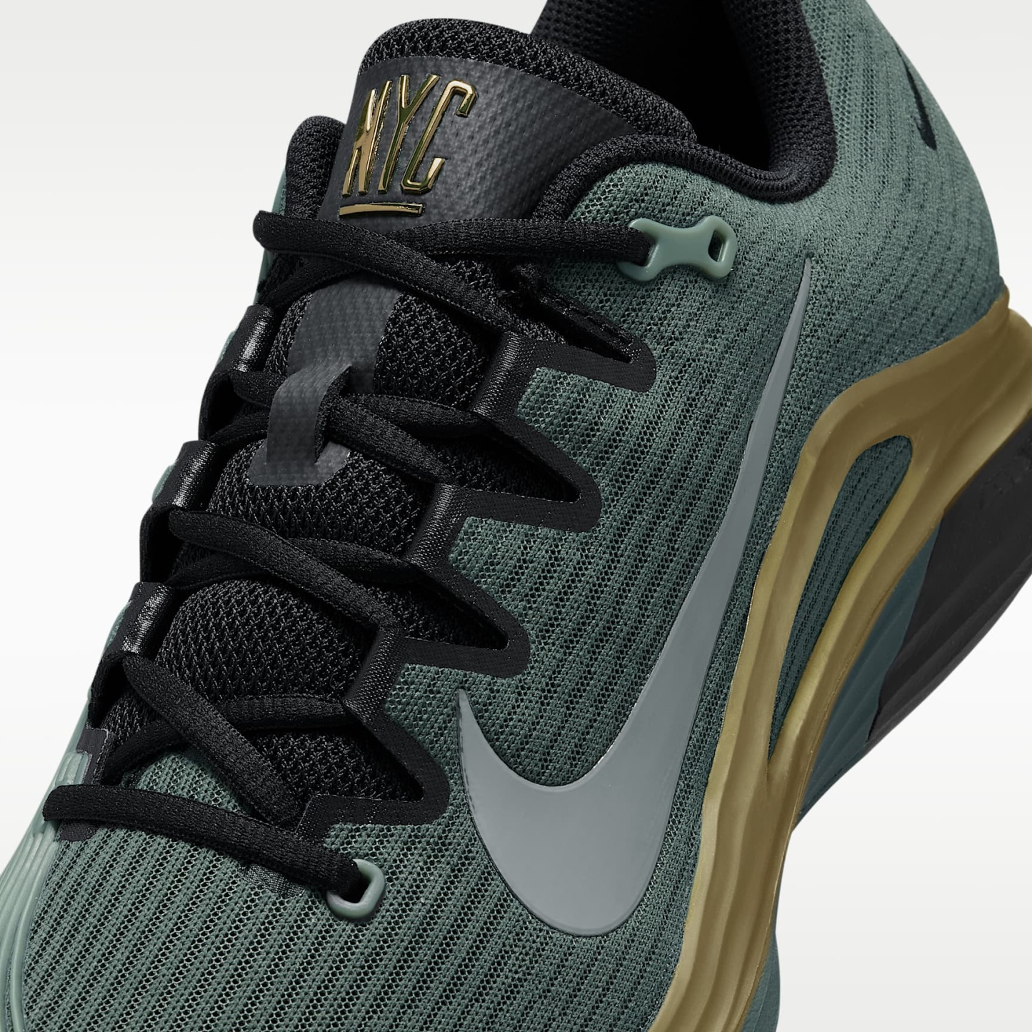 Nike Vapor 12 PRM Tennisschuhe für Clay Courts (Herren) – Camo Green/Metallic Gold/Schwarz/Pure Platinum