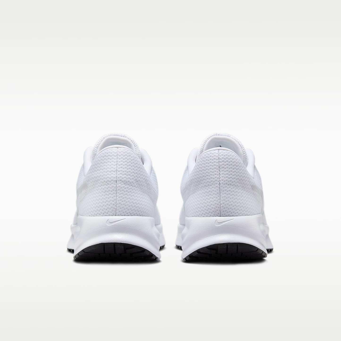 Nike Run Defy Straßenlaufschuh (Herren) – Weiß/Schwarz/Pure Platinum