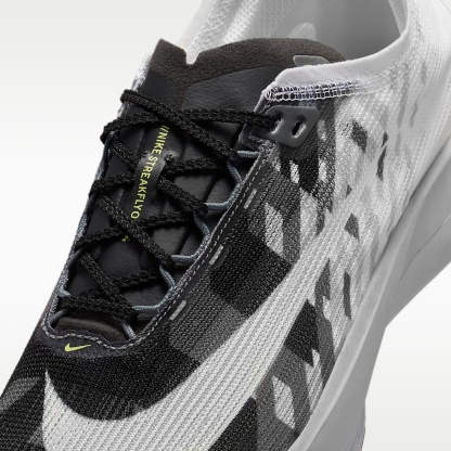 Nike Streakfly 2 SE Laufschuh für Straßenwettkämpfe (Herren) – Schwarz/Smoke Grey/Grey Fog/Weiß