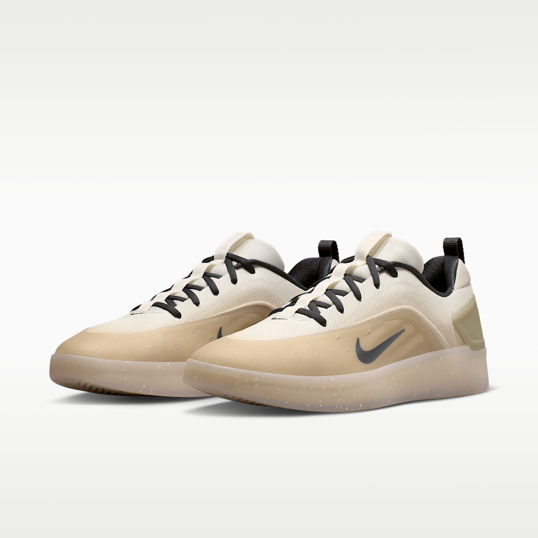 Nike SB Zoom Nyjah 4 Skateboardschuh – Desert Khaki/Light Orewood Brown/Light Bone/Dark Smoke Grey